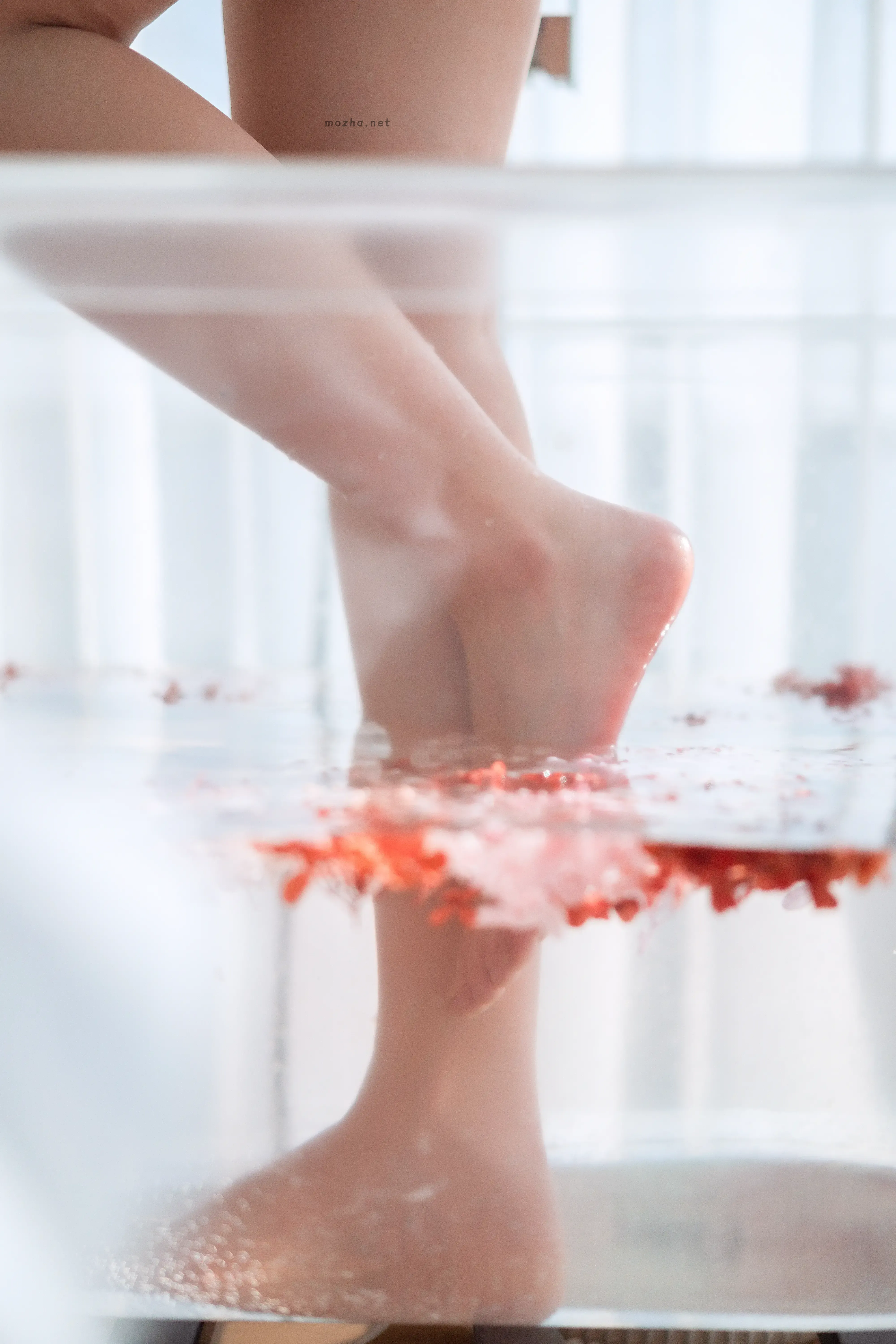 镜酱 – 私奔之泳衣【61P】